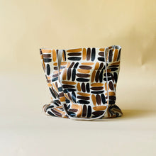 Load image into Gallery viewer, BWVA x R-KI-TEKT-Leather Market Tote-OMI HUES