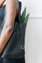 Load image into Gallery viewer, Leather Tote Loop Fob